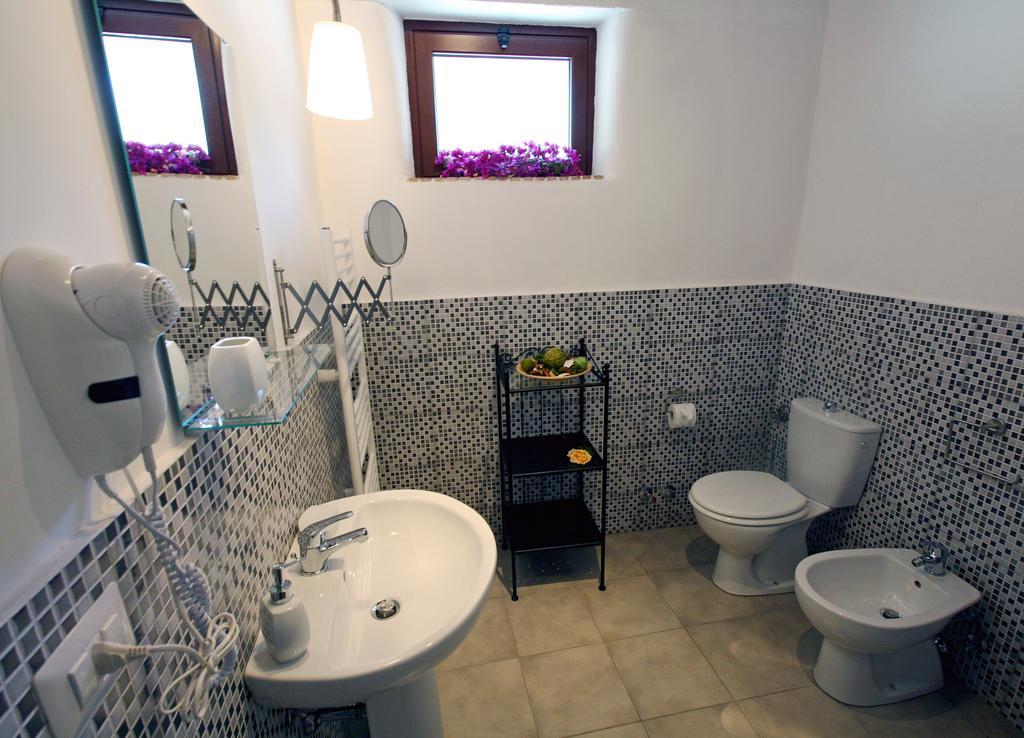 Casa Vacanze Borgo Borghese SantʼAlessio Siculo Kamer foto