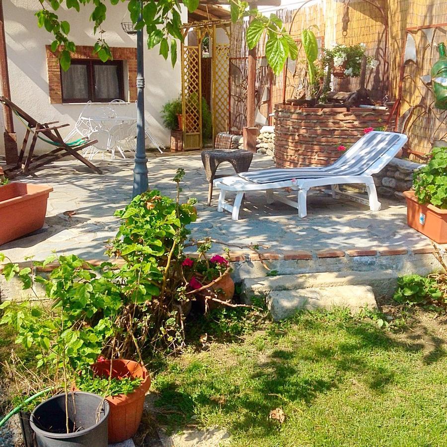 Casa Vacanze Borgo Borghese SantʼAlessio Siculo Buitenkant foto